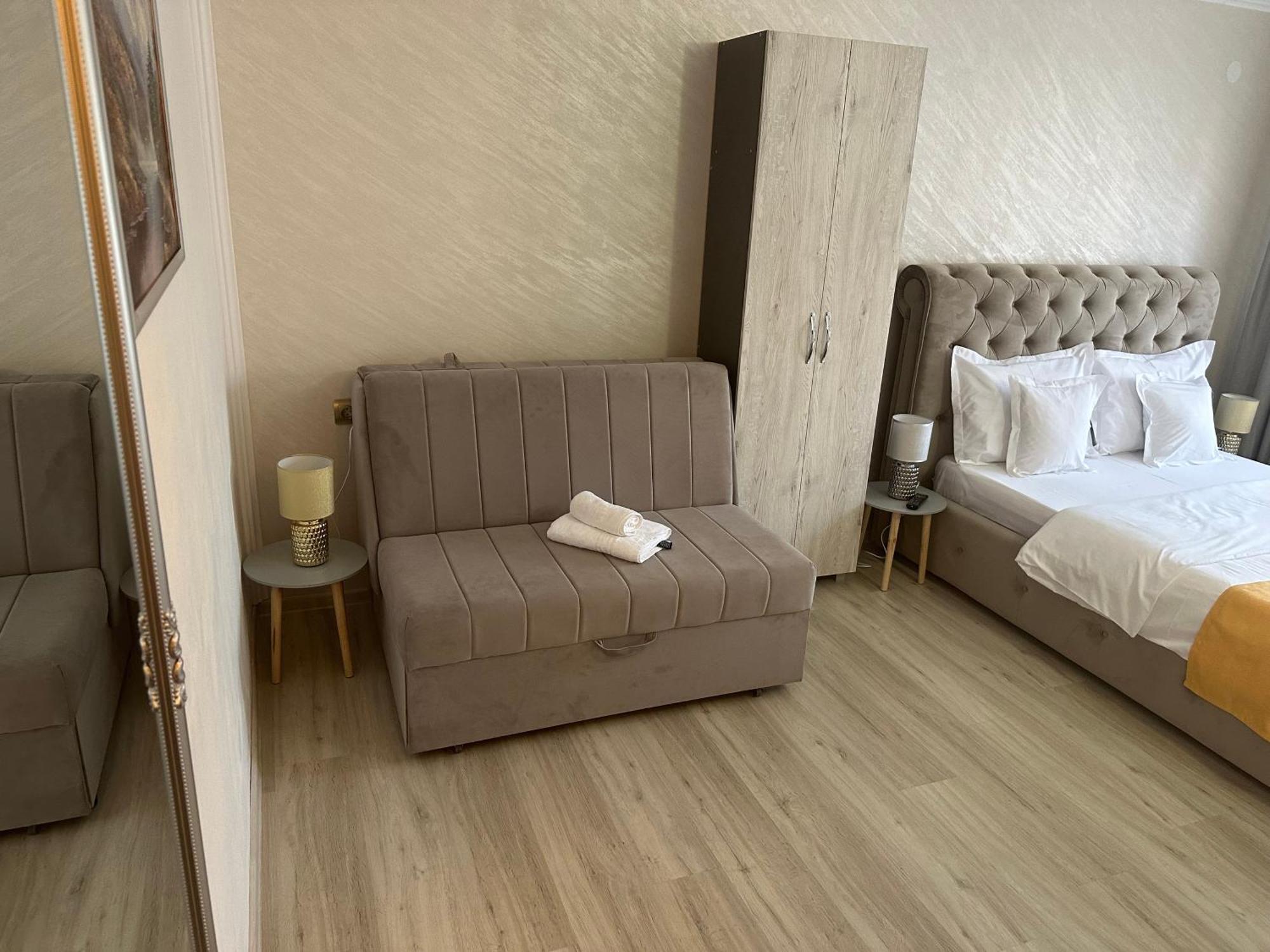 Vila Davison Târgu Jiu エクステリア 写真